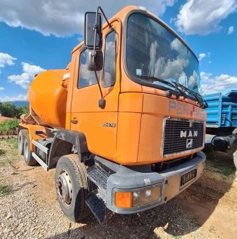 MAN 25.272 6x4 7m3 mixer - Betonmixer: 2 kép. MAN 25.272 6x4 7m3 mixer - Betonmixer: 2 kép.