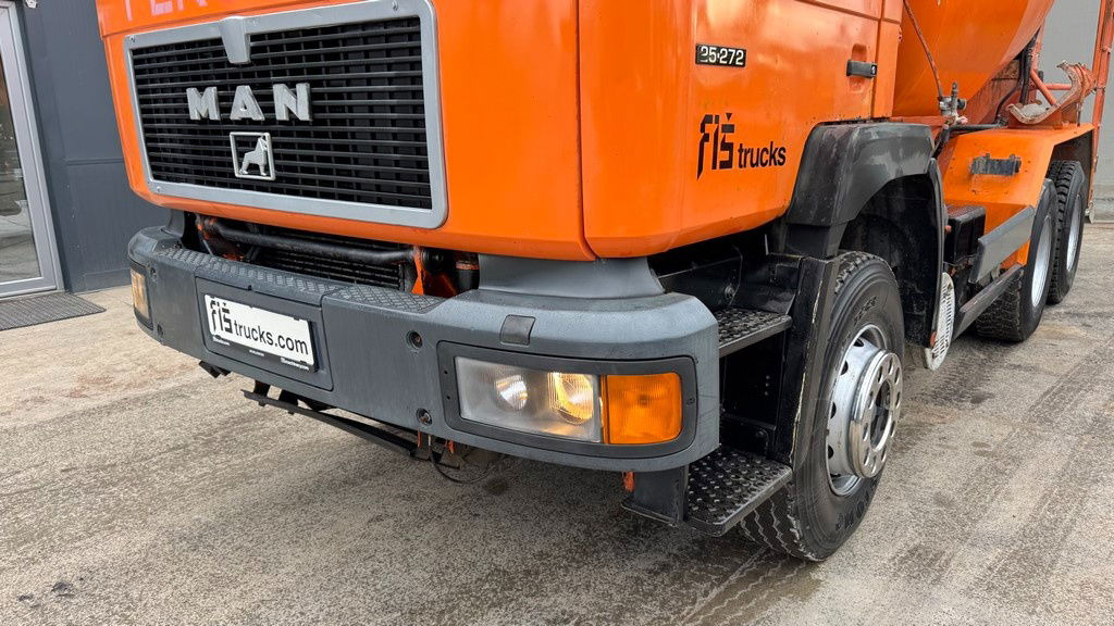MAN 26.272 6x4 mixer - 7M3 - full spring - Betonmixer: 2 kép. MAN 26.272 6x4 mixer - 7M3 - full spring - Betonmixer: 2 kép.