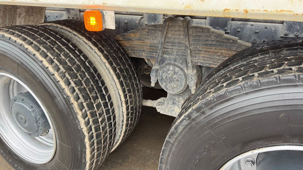 Betonmixer MAN 27.414 FE 410A 6x4 stetter - 7m3 - euro 3: 15 kép. Betonmixer MAN 27.414 FE 410A 6x4 stetter - 7m3 - euro 3: 15 kép.