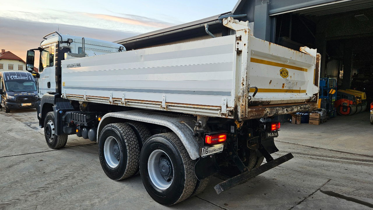 MAN TGS 26.460 6X4 meiller tipper - Billenőplatós teherautó: 4 kép. MAN TGS 26.460 6X4 meiller tipper - Billenőplatós teherautó: 4 kép.