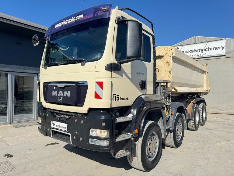 MAN TGS 35.480 8x4 dumper tipper - Billenőplatós teherautó: 1 kép. MAN TGS 35.480 8x4 dumper tipper - Billenőplatós teherautó: 1 kép.