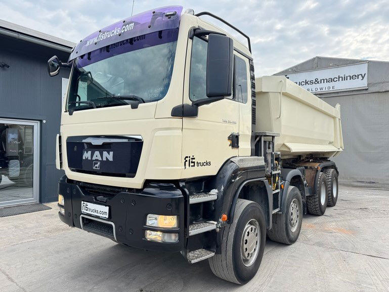 MAN TGS 35.480 8x4 schmitz dumper tipper - Billenőplatós teherautó: 1 kép. MAN TGS 35.480 8x4 schmitz dumper tipper - Billenőplatós teherautó: 1 kép.