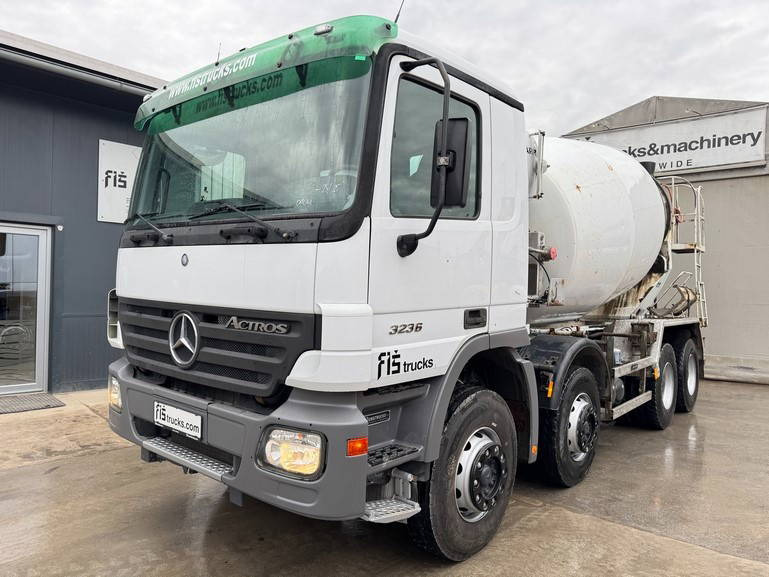 Mercedes-Benz Actros 3236 8x4 karrena mixer - 10m3 - Betonmixer: 1 kép. Mercedes-Benz Actros 3236 8x4 karrena mixer - 10m3 - Betonmixer: 1 kép.