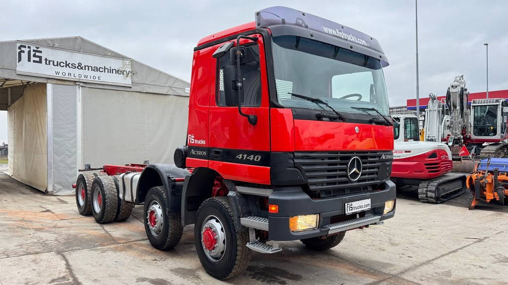 Mercedes-Benz Actros 4140 8x6 chassis - big axle - Alvaz teherautó: 3 kép. Mercedes-Benz Actros 4140 8x6 chassis - big axle - Alvaz teherautó: 3 kép.