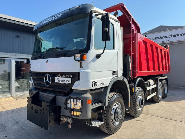 Mercedes-Benz Actros 4141 K 8x6 tipper - 18m3 - Billenőplatós teherautó: 1 kép. Mercedes-Benz Actros 4141 K 8x6 tipper - 18m3 - Billenőplatós teherautó: 1 kép.