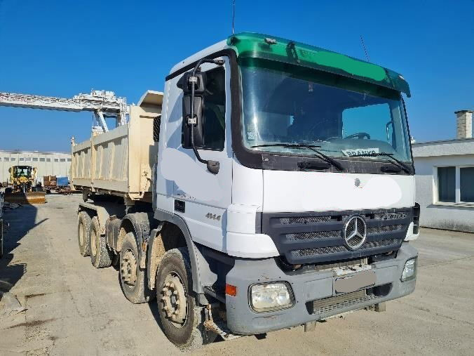 Mercedes-Benz Actros 4144 K 8x4 3 sided tipper - 1st owner - Billenőplatós teherautó: 4 kép. Mercedes-Benz Actros 4144 K 8x4 3 sided tipper - 1st owner - Billenőplatós teherautó: 4 kép.