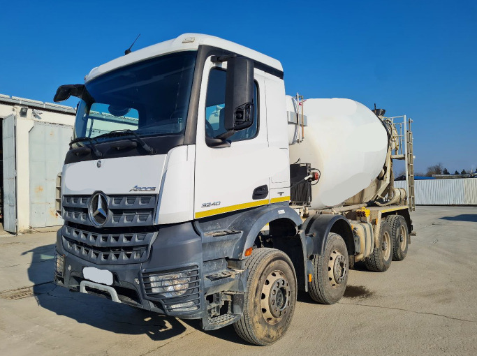 Mercedes-Benz Arocs 3240 8x4 9m3- 1.st owner - Betonmixer: 1 kép. Mercedes-Benz Arocs 3240 8x4 9m3- 1.st owner - Betonmixer: 1 kép.