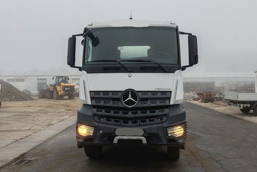 Mercedes-Benz Arocs 3240 8x4 9m3- 1.st owner - Betonmixer: 3 kép. Mercedes-Benz Arocs 3240 8x4 9m3- 1.st owner - Betonmixer: 3 kép.