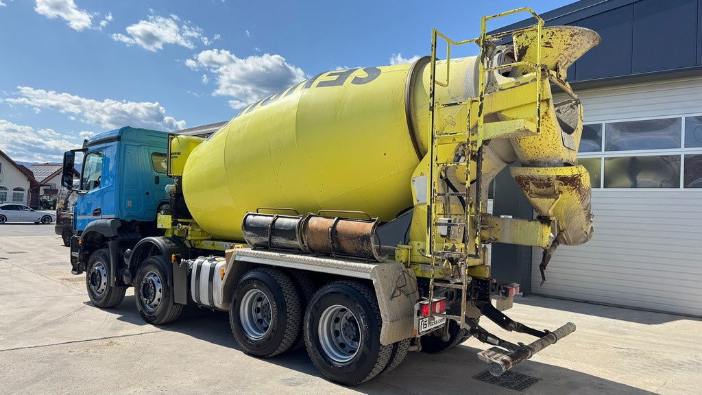 Mercedes-Benz Arocs 3543 8x4 schwing mixer 9m3 - Betonmixer: 5 kép. Mercedes-Benz Arocs 3543 8x4 schwing mixer 9m3 - Betonmixer: 5 kép.