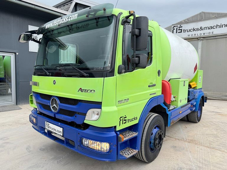 Mercedes-Benz Atego 1529 K 4X2 LPG Omsp Macola P27BN 11.000L - Tartályos teherautó: 1 kép. Mercedes-Benz Atego 1529 K 4X2 LPG Omsp Macola P27BN 11.000L - Tartályos teherautó: 1 kép.