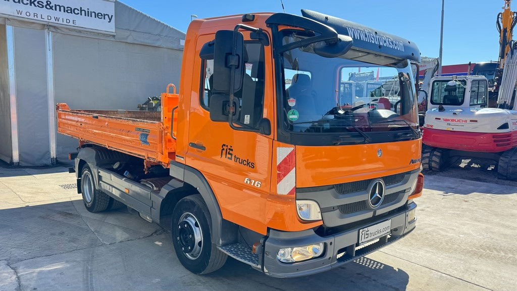 Mercedes-Benz Atego 816 4X2 meiller tipper - Billenőplatós teherautó: 3 kép. Mercedes-Benz Atego 816 4X2 meiller tipper - Billenőplatós teherautó: 3 kép.