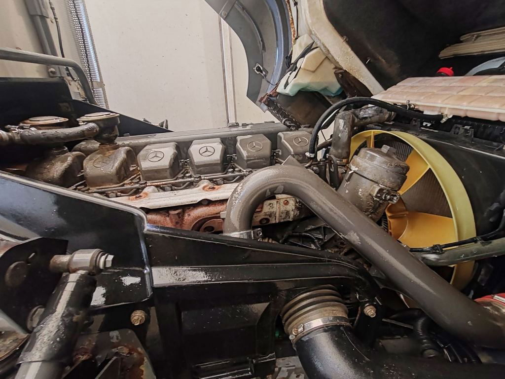 Betonmixer Mercedes-Benz Axor 3243 8x4 mixer cifa - 10m3: 12 kép. Betonmixer Mercedes-Benz Axor 3243 8x4 mixer cifa - 10m3: 12 kép.