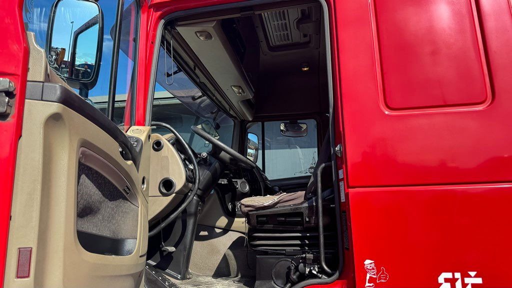DAF XF 105.460 4x2 tractor unit - tipp. hydr. lízing DAF XF 105.460 4x2 tractor unit - tipp. hydr.: 17 kép.