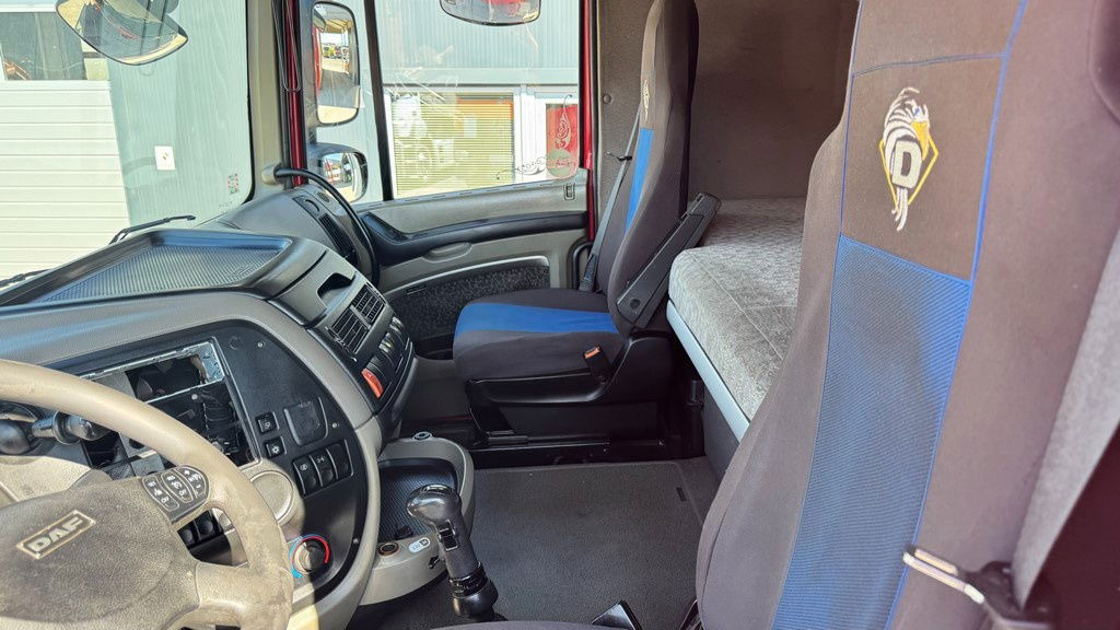 DAF XF 105.460 4x2 tractor unit - tipp. hydr. lízing DAF XF 105.460 4x2 tractor unit - tipp. hydr.: 21 kép.