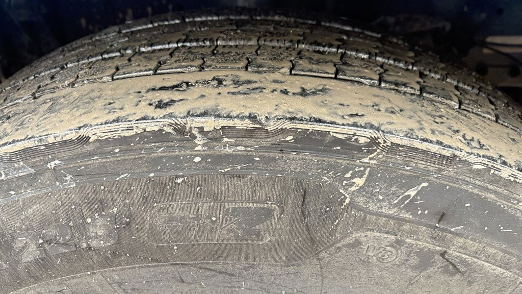 MAN TGS 18.500 BLS 4X2 tractor unit - tipp .hydr. - retarder - Nyergesvontató: 5 kép. MAN TGS 18.500 BLS 4X2 tractor unit - tipp .hydr. - retarder - Nyergesvontató: 5 kép.