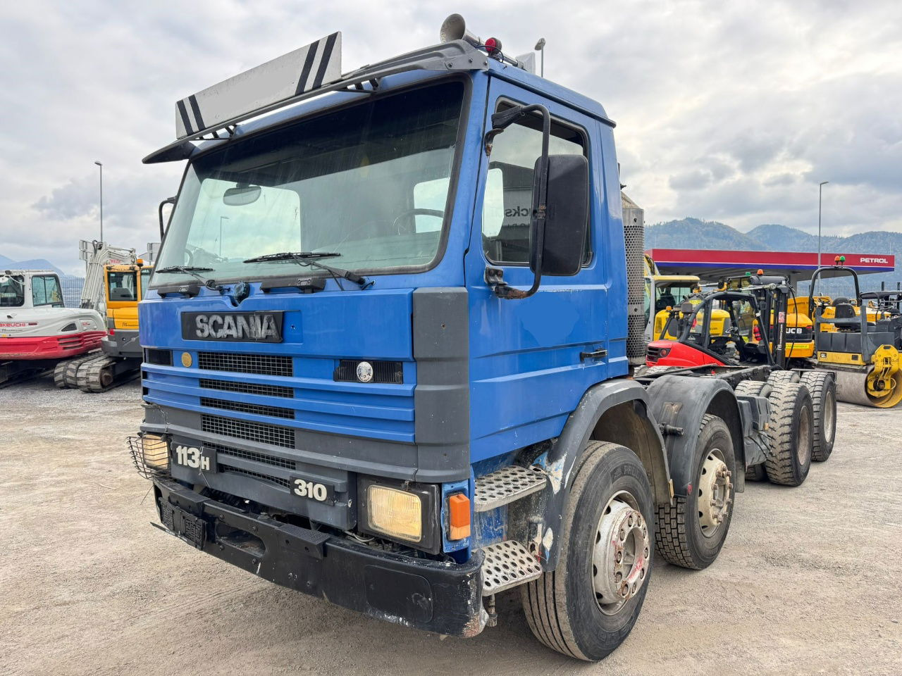 Scania 113H 310 8x4 chassis - full spring - Alvaz teherautó: 1 kép. Scania 113H 310 8x4 chassis - full spring - Alvaz teherautó: 1 kép.