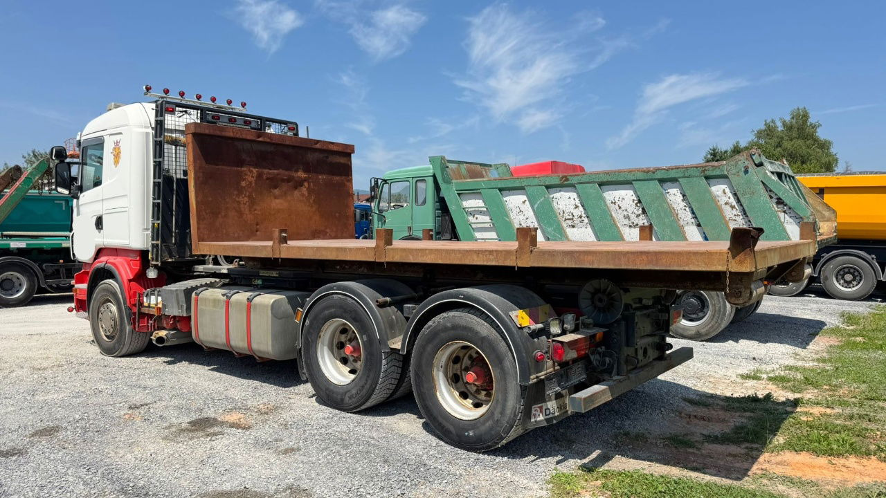 Scania R400 6x2 abroll tipper + plato - Cserefelépítményes teherautó: 5 kép. Scania R400 6x2 abroll tipper + plato - Cserefelépítményes teherautó: 5 kép.