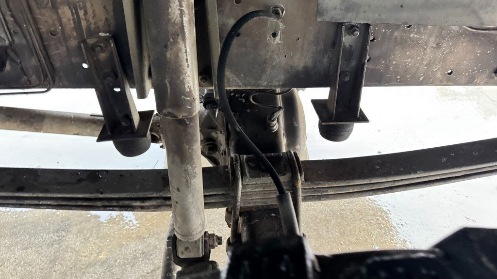 Steyr 12M18 4X4 stake body - ex. truck - Ponyvás teherautó: 4 kép. Steyr 12M18 4X4 stake body - ex. truck - Ponyvás teherautó: 4 kép.