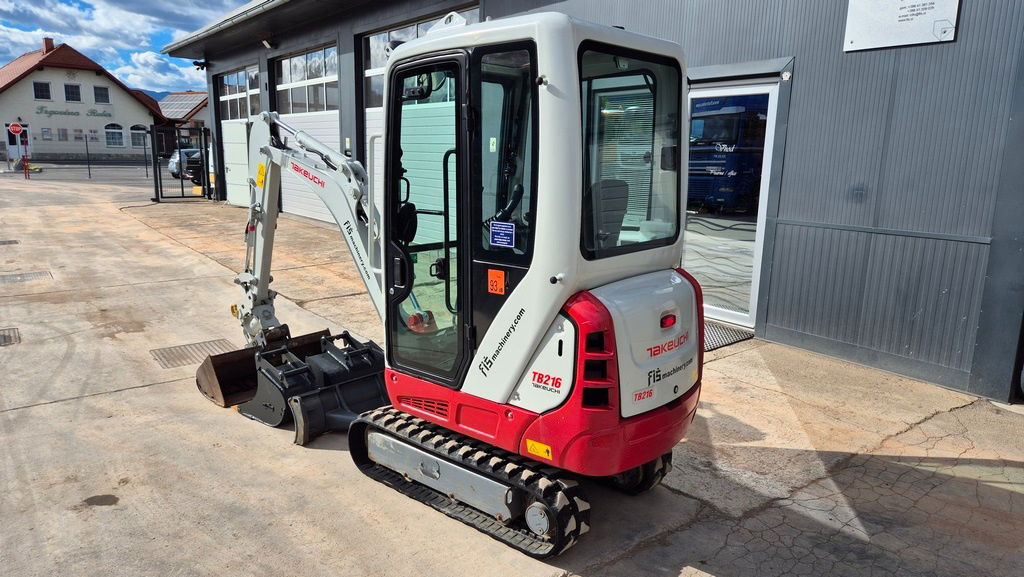 Takeuchi TB216 - 2022 Year - 1335 Hours - Powertilt - Minikotró: 4 kép. Takeuchi TB216 - 2022 Year - 1335 Hours - Powertilt - Minikotró: 4 kép.