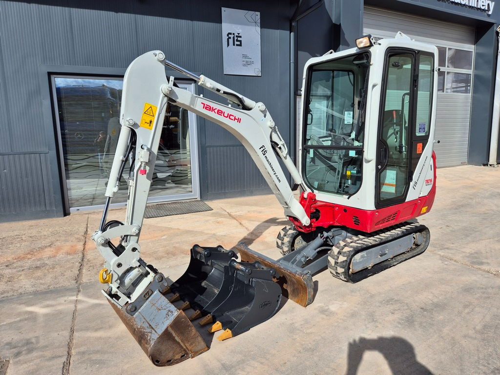 Takeuchi TB216 - 2022 Year - 1335 Hours - Powertilt - Minikotró: 1 kép. Takeuchi TB216 - 2022 Year - 1335 Hours - Powertilt - Minikotró: 1 kép.