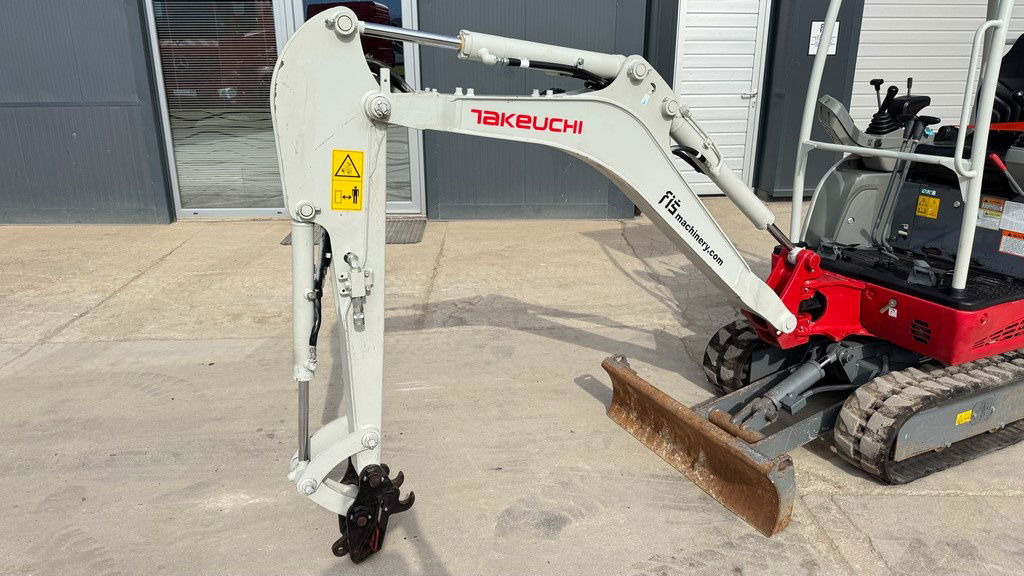 Takeuchi TB216 - 2022 Year - 765 Hours - Minikotró: 5 kép. Takeuchi TB216 - 2022 Year - 765 Hours - Minikotró: 5 kép.