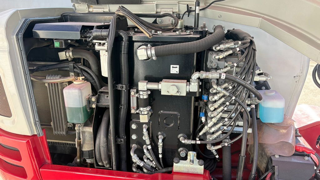 Minikotró Takeuchi TB250-2 - 2021 Year - 1825 Hours - Powertilt -3X Buckets: 21 kép. Minikotró Takeuchi TB250-2 - 2021 Year - 1825 Hours - Powertilt -3X Buckets: 21 kép.