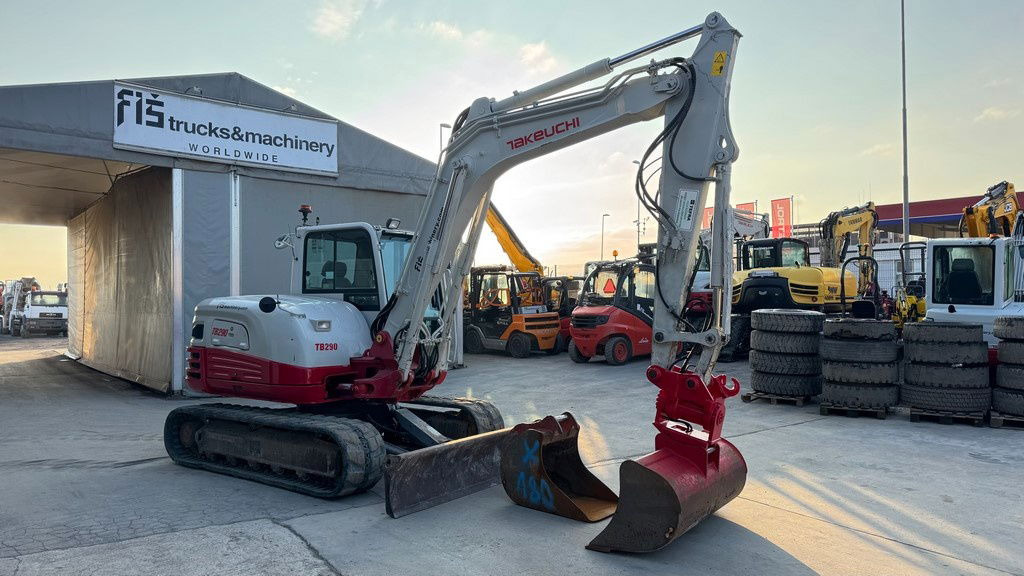Takeuchi TB290 - 2018 Year - 5005 Hours - Powertilt - Minikotró: 2 kép. Takeuchi TB290 - 2018 Year - 5005 Hours - Powertilt - Minikotró: 2 kép.