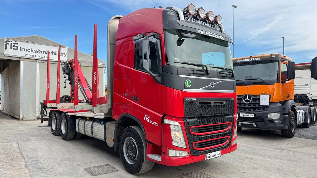 Volvo FH 500 6x4 forest truck - Epsilon 110Z - scissors - Cserefelépítményes teherautó: 3 kép. Volvo FH 500 6x4 forest truck - Epsilon 110Z - scissors - Cserefelépítményes teherautó: 3 kép.