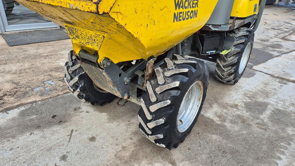 WACKER NEUSON 1001 - 2017 Year - 1540 Working Hours - Minidömper: 2 kép. WACKER NEUSON 1001 - 2017 Year - 1540 Working Hours - Minidömper: 2 kép.