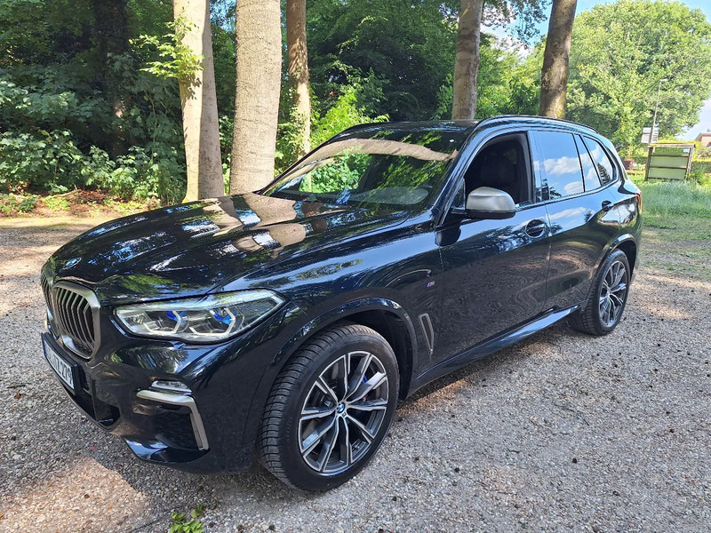 BMW X5 M50D X5 M50D - Terepjáró/ SUV: 3 kép. BMW X5 M50D X5 M50D - Terepjáró/ SUV: 3 kép.