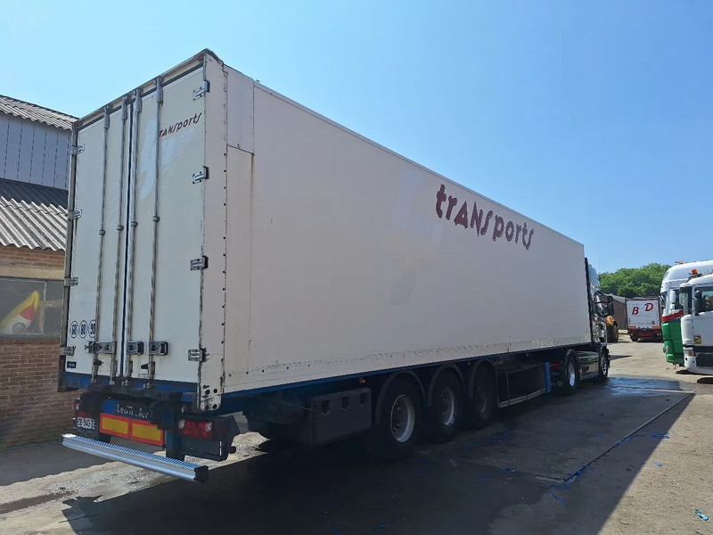 Lecitrailer 3E20BD1SP - Félpótkocsi dobozos: 2 kép. Lecitrailer 3E20BD1SP - Félpótkocsi dobozos: 2 kép.
