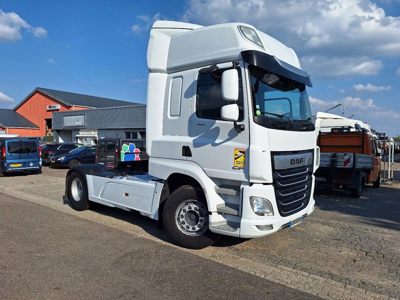 DAF CF 480 CF 480 - Nyergesvontató: 3 kép. DAF CF 480 CF 480 - Nyergesvontató: 3 kép.