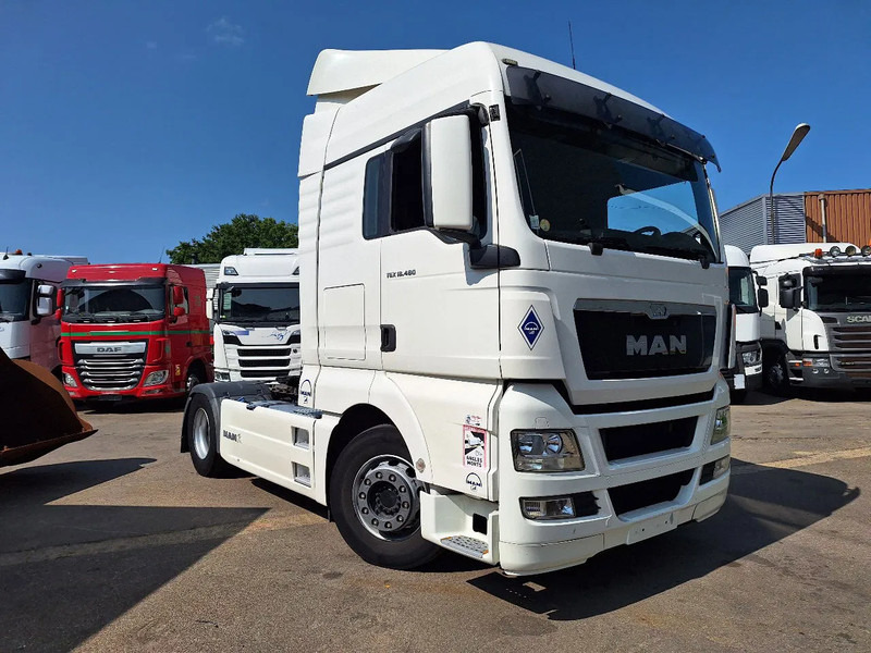 MAN TGX 18.480 TGX 18.480 - Nyergesvontató: 3 kép. MAN TGX 18.480 TGX 18.480 - Nyergesvontató: 3 kép.