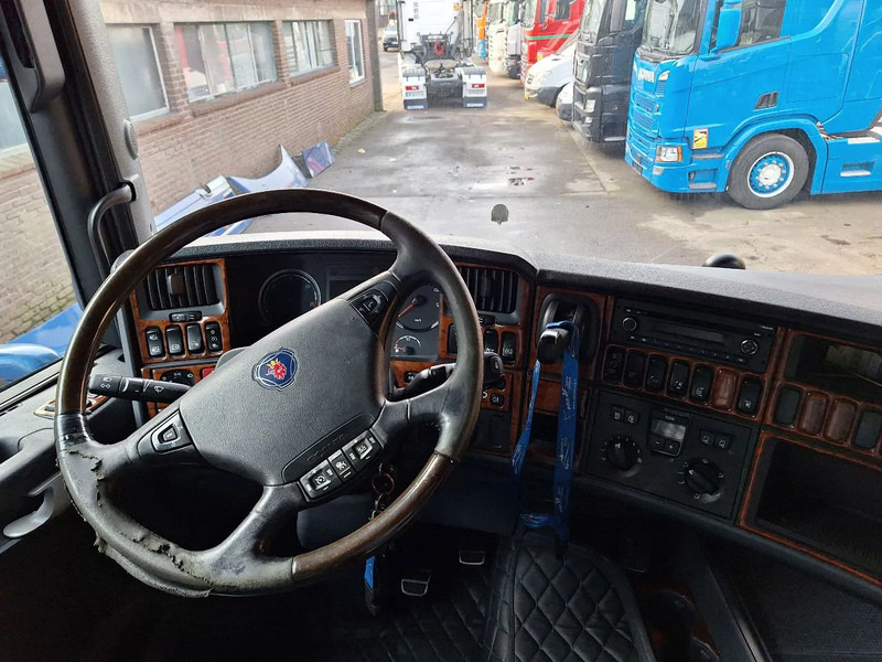Scania R560 R560 - Autószállító teherautó: 5 kép. Scania R560 R560 - Autószállító teherautó: 5 kép.
