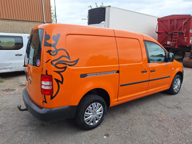 Volkswagen Caddy Caddy Maxi 4x4 2.0 TDI - Autó: 4 kép. Volkswagen Caddy Caddy Maxi 4x4 2.0 TDI - Autó: 4 kép.