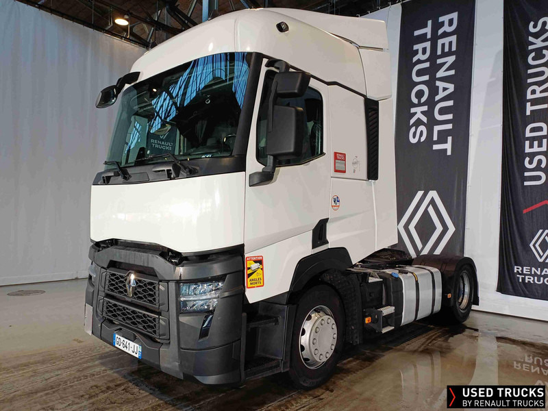 Renault Trucks T - Nyergesvontató: 2 kép. Renault Trucks T - Nyergesvontató: 2 kép.