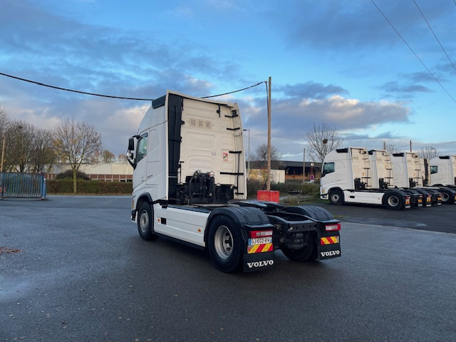 Volvo FH - Nyergesvontató: 4 kép. Volvo FH - Nyergesvontató: 4 kép.