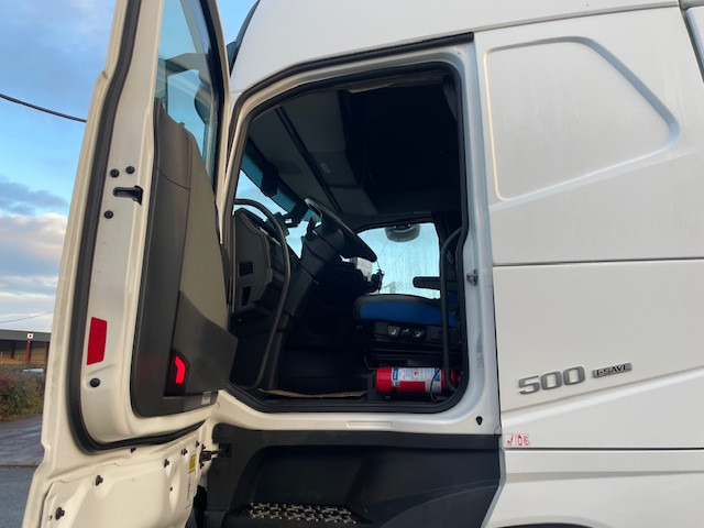 Volvo FH - Nyergesvontató: 5 kép. Volvo FH - Nyergesvontató: 5 kép.