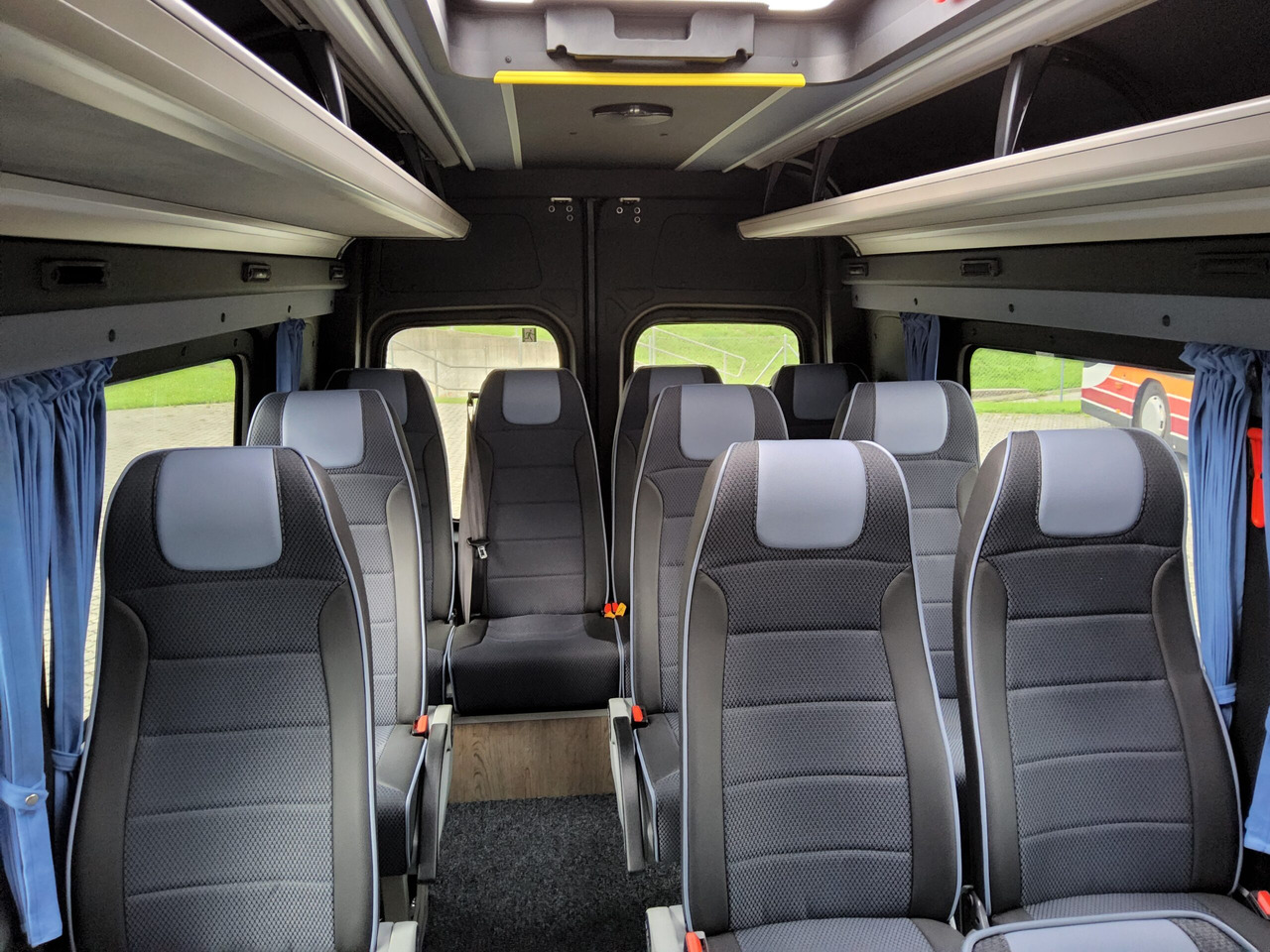 Minibusz, Kisbusz Mercedes Benz 517 cdi BusDesign Comfort 19+1+1 Schlafsitze / USB / Klima / Automatik: 9 kép. Minibusz, Kisbusz Mercedes Benz 517 cdi BusDesign Comfort 19+1+1 Schlafsitze / USB / Klima / Automatik: 9 kép.