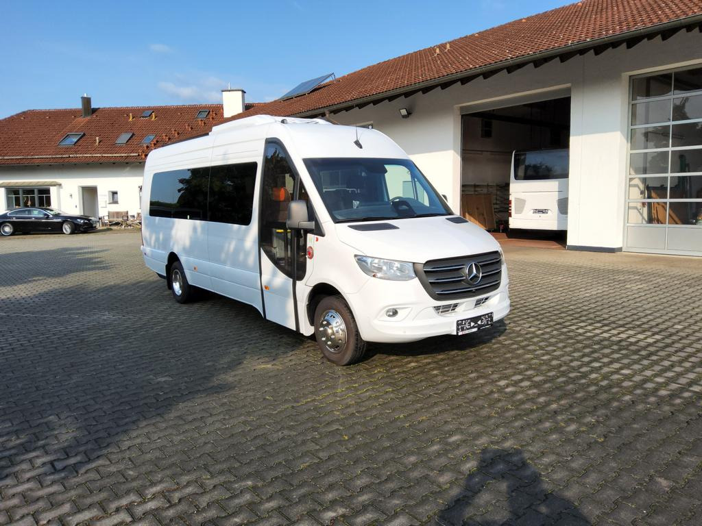 Mercedes Benz 519 cdi Comfort XL 190 PS / 19+1+1 Reise / NEUWAGEN - Minibusz, Kisbusz: 1 kép. Mercedes Benz 519 cdi Comfort XL 190 PS / 19+1+1 Reise / NEUWAGEN - Minibusz, Kisbusz: 1 kép.