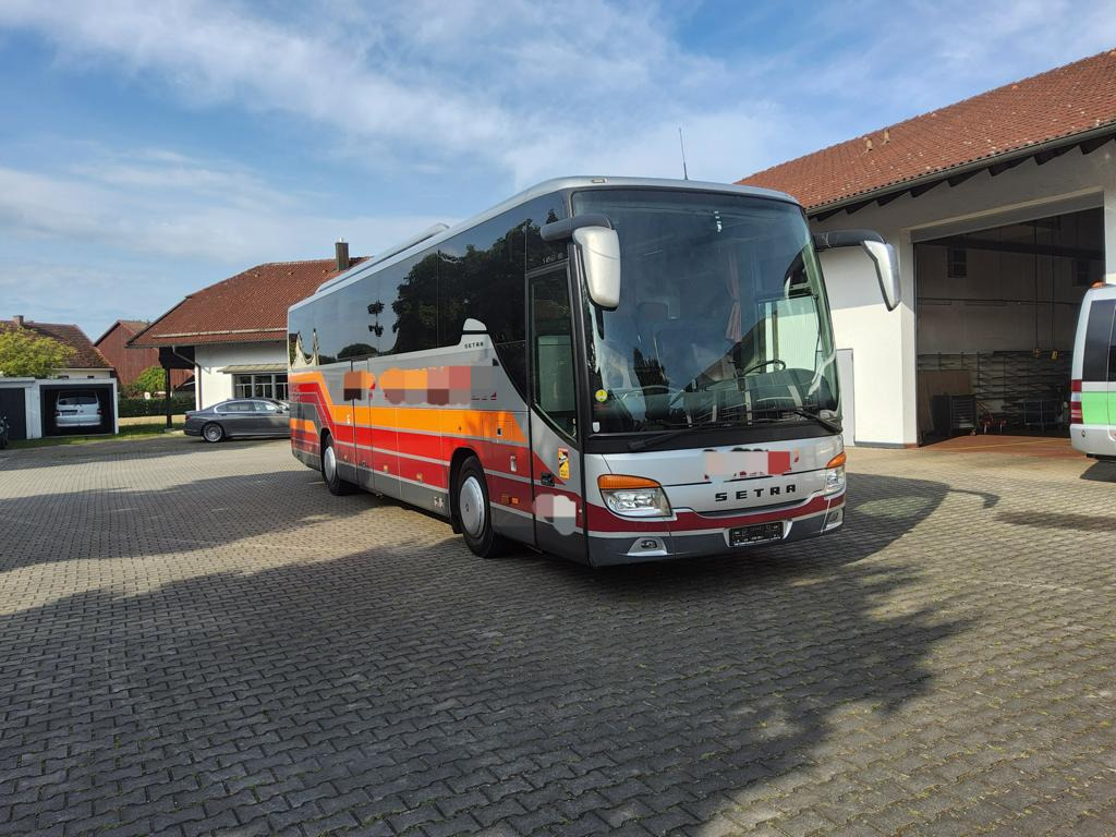 Setra S 415 GT HD / ORIGINAL KM !! / WC / 49+1+1 - Távolsági busz: 1 kép. Setra S 415 GT HD / ORIGINAL KM !! / WC / 49+1+1 - Távolsági busz: 1 kép.