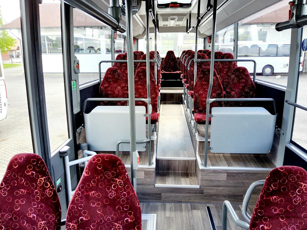 Setra S 415 LE Business 354 PS / Doppelglas / ZF - Városi busz: 5 kép. Setra S 415 LE Business 354 PS / Doppelglas / ZF - Városi busz: 5 kép.