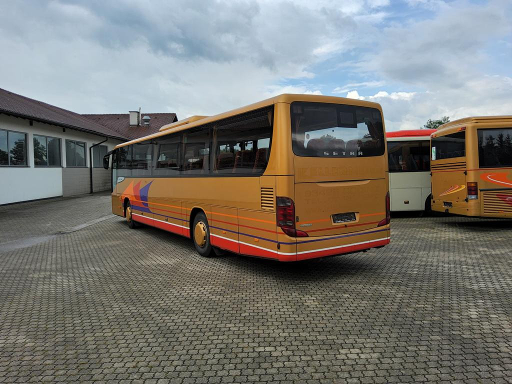 Setra S 415 UL/GT 53+2+1 / ZF / 354 PS - Helyközi busz: 3 kép. Setra S 415 UL/GT 53+2+1 / ZF / 354 PS - Helyközi busz: 3 kép.