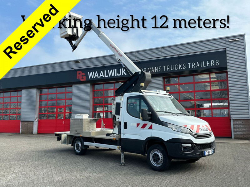 Iveco Daily 35S12 werkhoogte 12 meter APK 17-01-2026 - Kisteherautó: 1 kép. Iveco Daily 35S12 werkhoogte 12 meter APK 17-01-2026 - Kisteherautó: 1 kép.