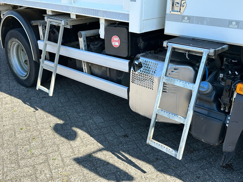 Billenőplatós teherautó MAN TGL 8.220 2 sides tipper Kipper: 16 kép.