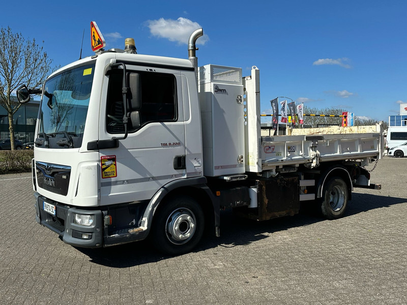 Billenőplatós teherautó MAN TGL 8.220 2 sides tipper Kipper: 5 kép.