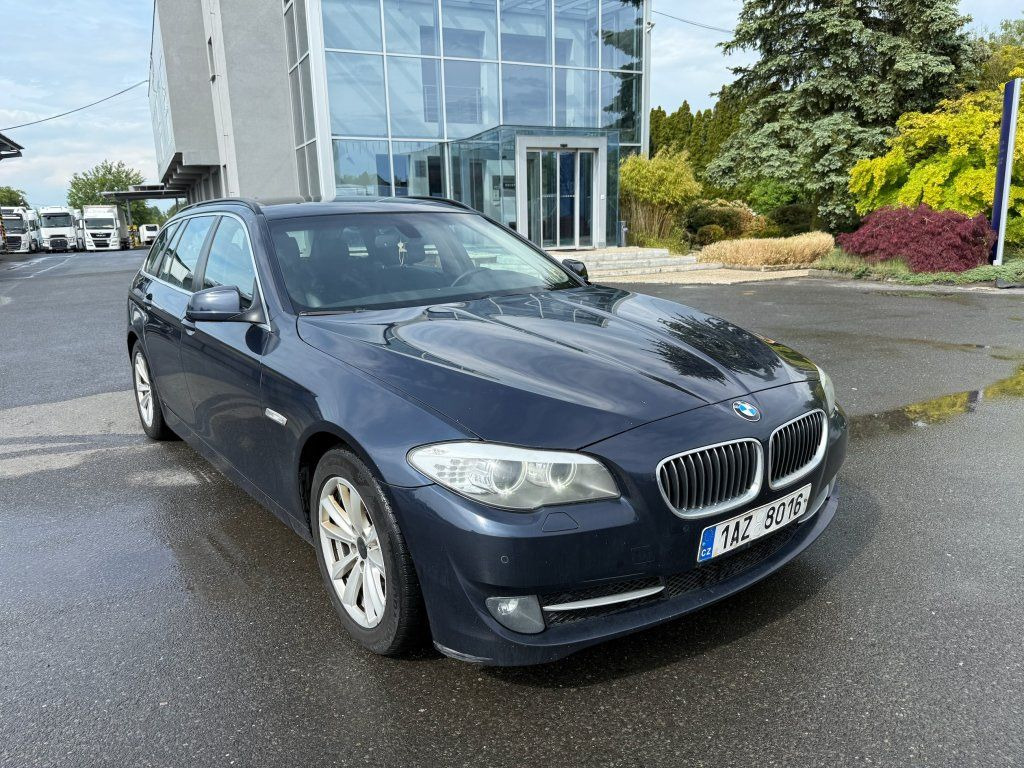BMW 520D Touring F11 - Autó: 1 kép. BMW 520D Touring F11 - Autó: 1 kép.