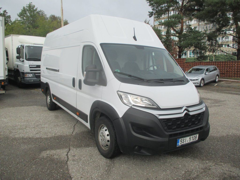 Citroën Jumper 2,2 , L4H3 - Kis furgon: 3 kép. Citroën Jumper 2,2 , L4H3 - Kis furgon: 3 kép.