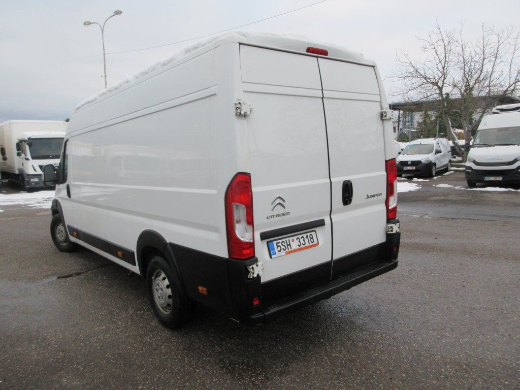 Citroën Jumper L4H2 - Kis furgon: 5 kép. Citroën Jumper L4H2 - Kis furgon: 5 kép.