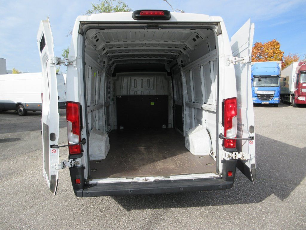 Citroën Jumper L4H2 - Furgon: 5 kép. Citroën Jumper L4H2 - Furgon: 5 kép.